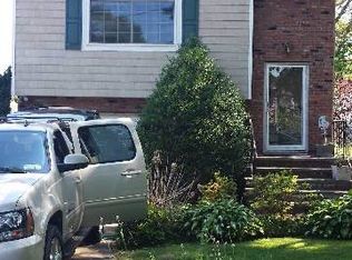422 Ontario St, Ronkonkoma, NY 11779