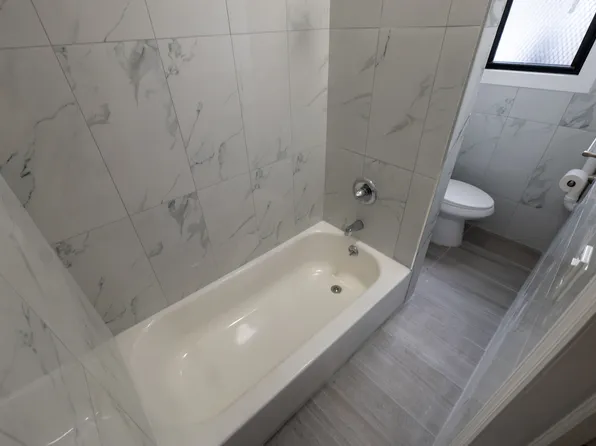 9728 Flatlands Avenue image 16 of 40