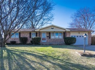 614 Vermont St, Bethalto, IL 62010