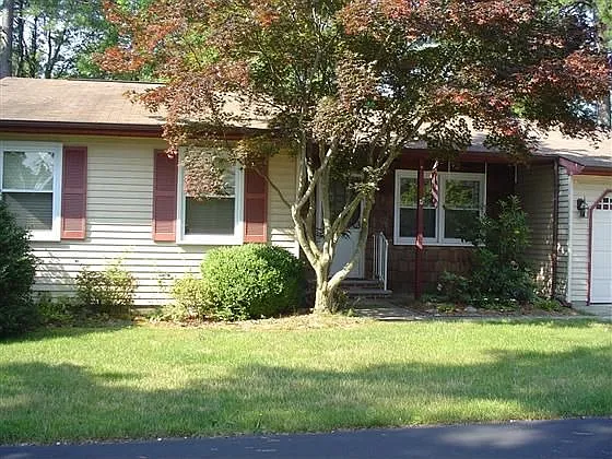 6 Attleboro Ln photo 1