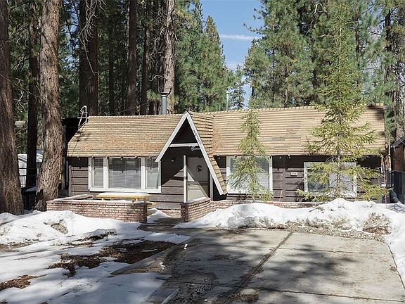 2nd image of 39360 Moab Ln