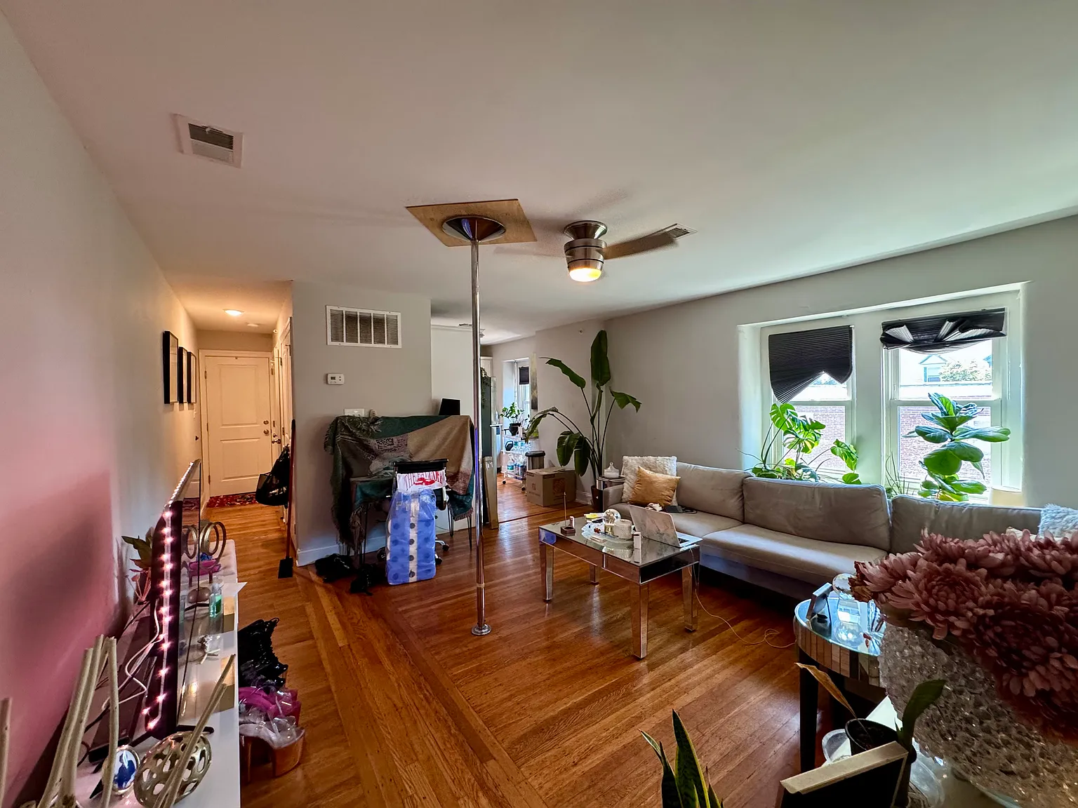 1 bed, 725 sqft, $1,495 — Photo 3