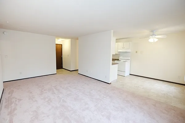 Como Park Apartments — Photo 30