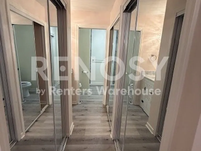 5607 Green Circle Dr #200 — Photo 18