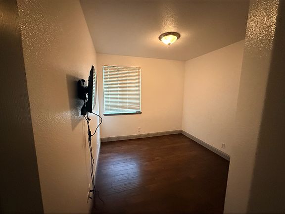 4th image of 11720 Brook Valley Way