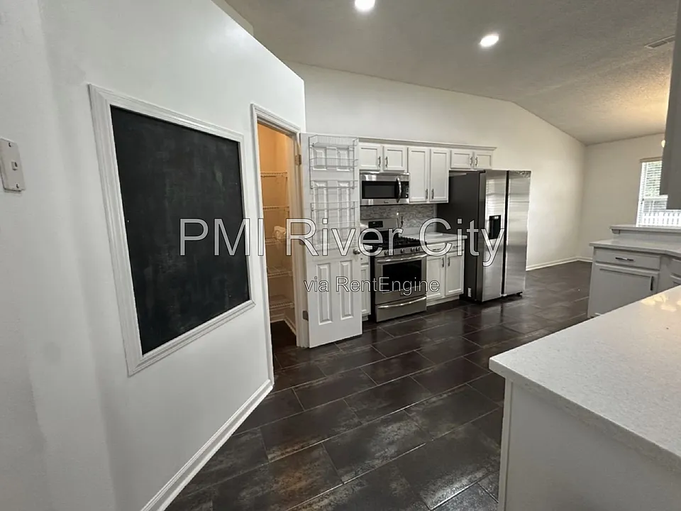 13951 Summer Breeze Dr