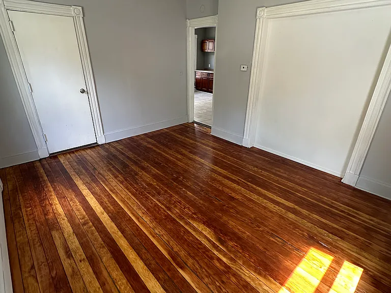 1225 Bank St #1 — Photo 12