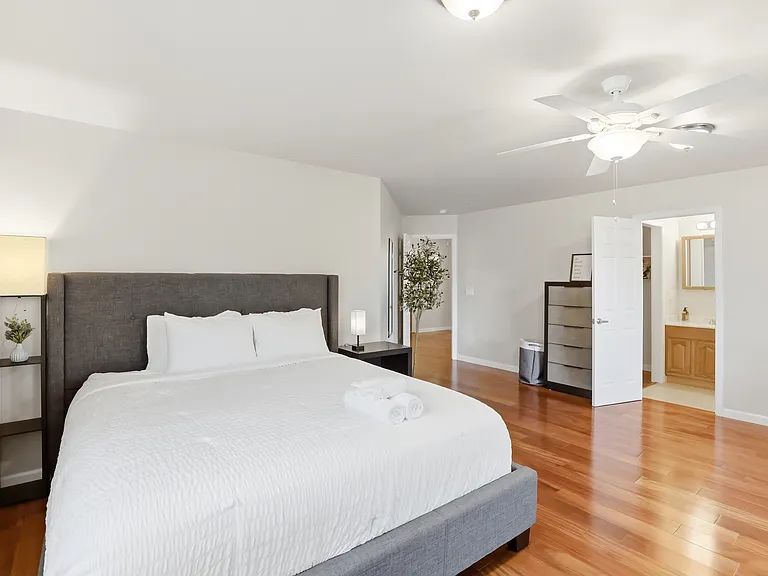 609 Stanford Ave — Photo 33