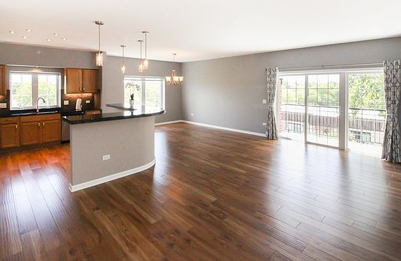 3rd image of 3401 Wellington Ct Unit 401