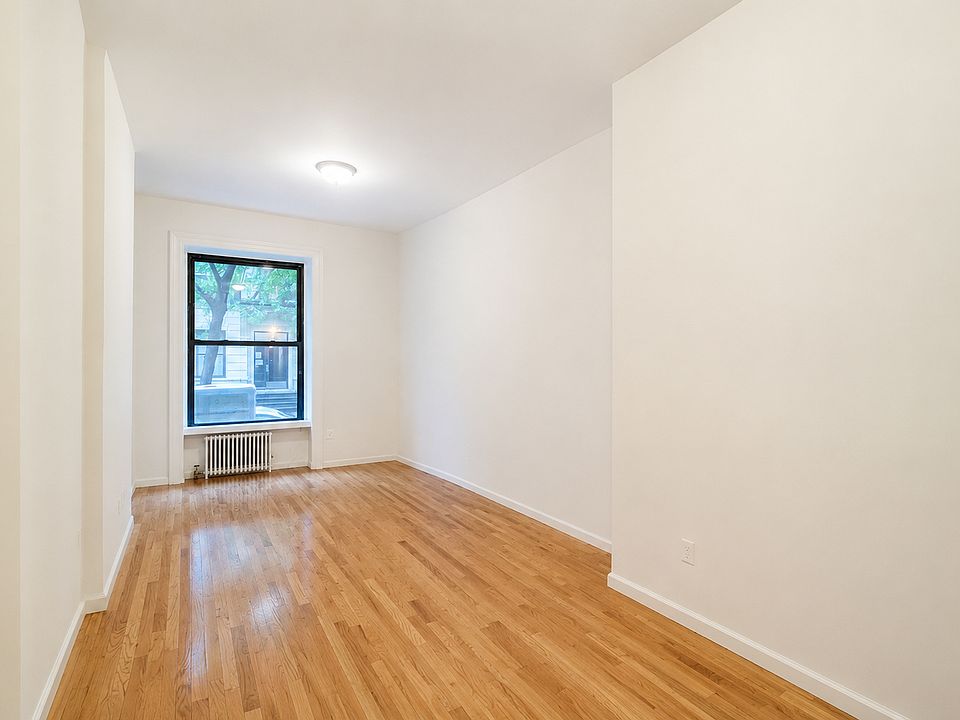 1st image of 208 W 80th St APT 1A