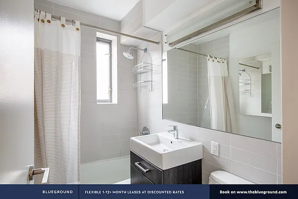 Rented by The Blueground | media 118