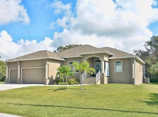 60 Pompano St, Placida, FL 33946