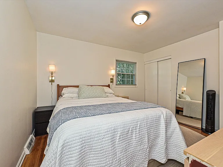4730 Crestmont Dr — Photo 20