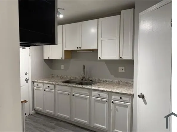 5438 Old Floyd Rd SW, Mableton, GA 30126