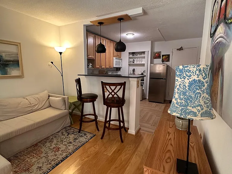 1718 P St NW #T17 — Photo 1