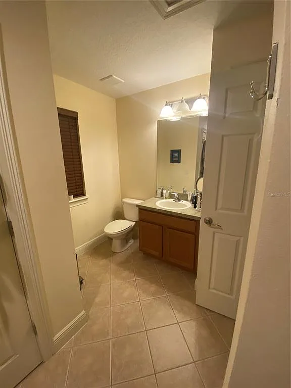 1 bed, 1.0 bath, 1000 sqft, $1,900 — Photo 2