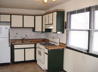 1302 Roosevelt Rd, Machesney Park, IL 61115