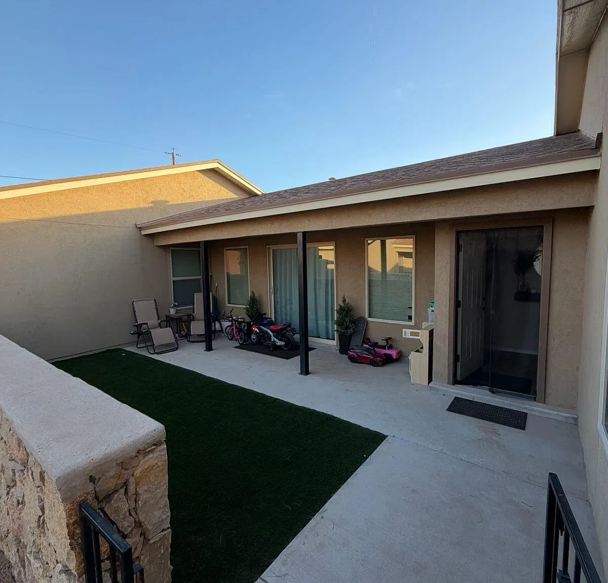 3 bed, 2.0 bath, 1548 sqft, $1,600 — Photo 2