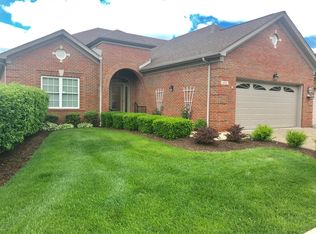 606 Savoy Rd, Louisville, KY 40223