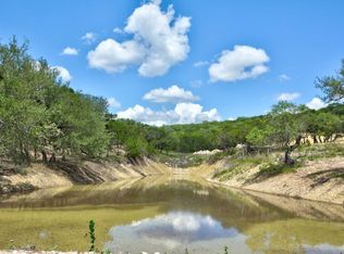 111 N Limestone Rdg, Kerrville, TX 78028