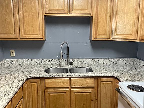 5th image of 502 McKeithen St Unit 2A