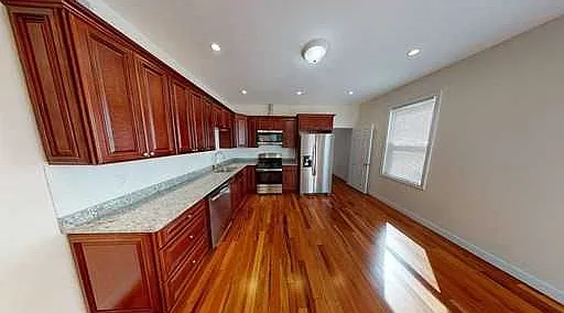 4 bed, 1.5 bath, $3,600 — Photo 4