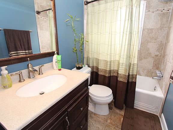 3rd image of 2600 16th St S APT 697