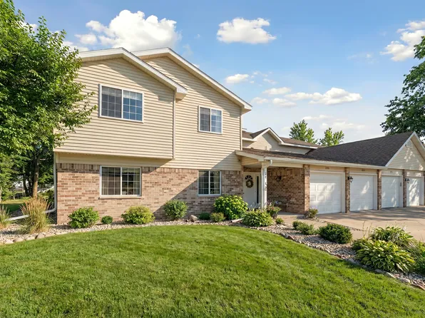 129 S Curtis St Unit 1121, Lake Geneva, WI 53147