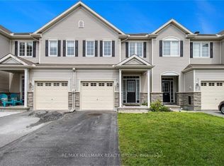 492 Dundonald Dr, Ottawa, ON K2J 5S9
