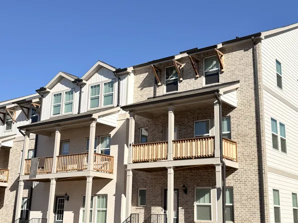 4759 Red Lion Pl, Lawrenceville, GA 30044