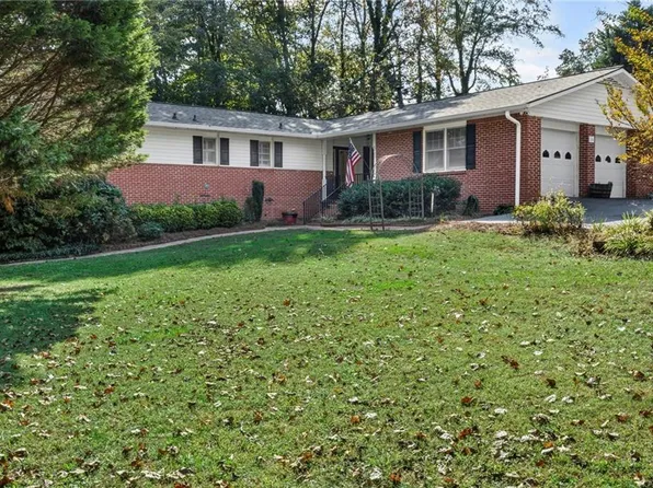 100 Knollwood Ln, Cumming, GA 30040