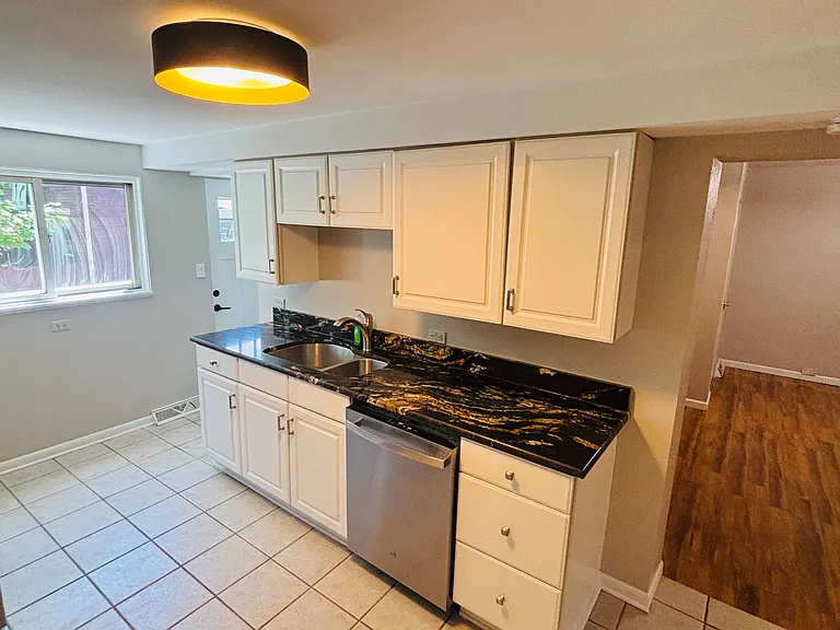 181 Pius St #1 — Photo 14