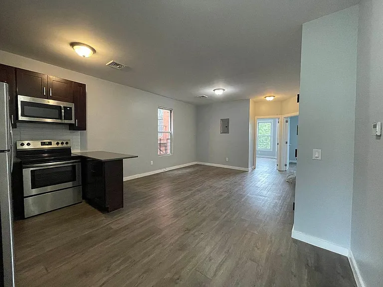 717 Prospect Ave #3 — Photo 3