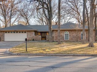 5206 Firewood Dr, Arlington, TX 76016