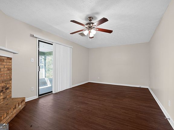 5th image of 4931 Wolverton Dr