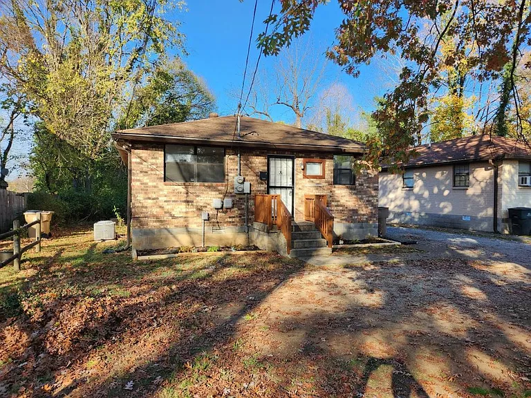 1409 Douglas Ave #DOUGLAS B — Photo 4