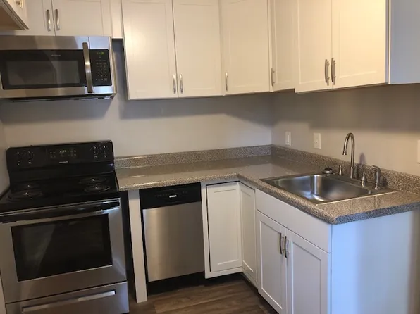 1504 Crest Rd, Raleigh, NC 27606