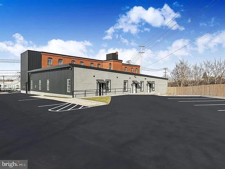 501 N Cannon Ave #B103 — Photo 9