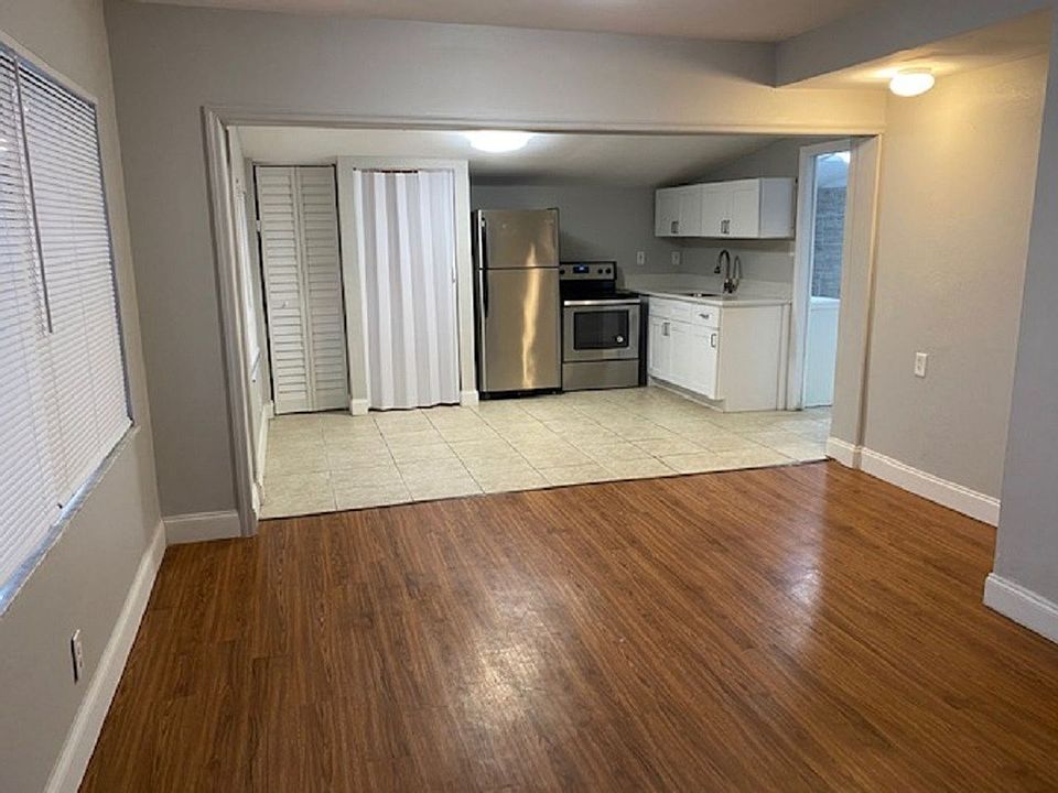 1st image of 4406 W Paris St Unit C