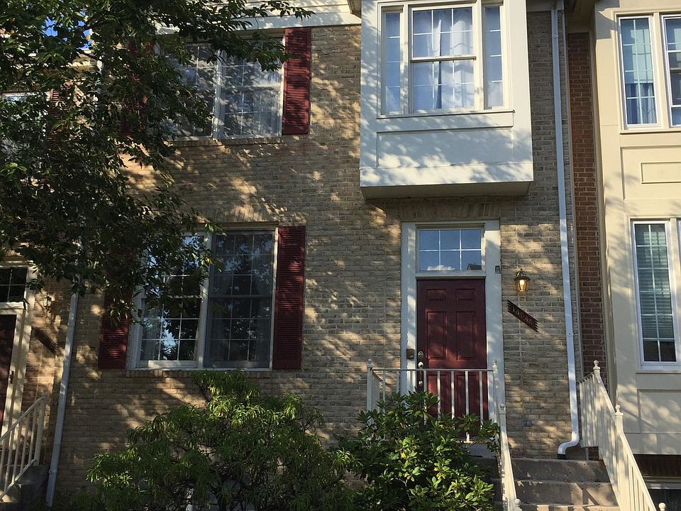1st image of 14544 Oakmere Dr