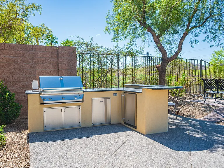 65 Contrada Fiore Dr — Photo 6