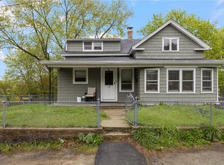 19 Prospect St, Lincoln, RI 02838