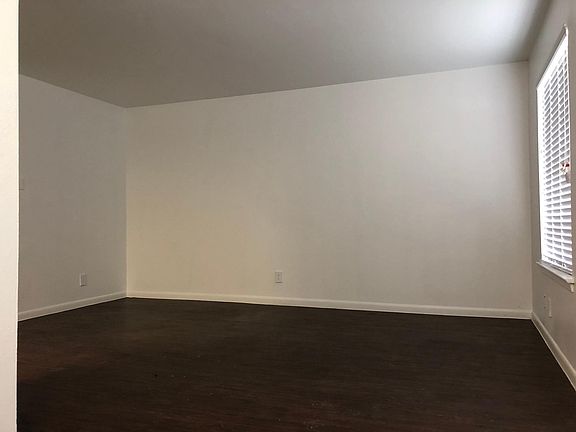 4th image of 2302 Durwood St APT 114