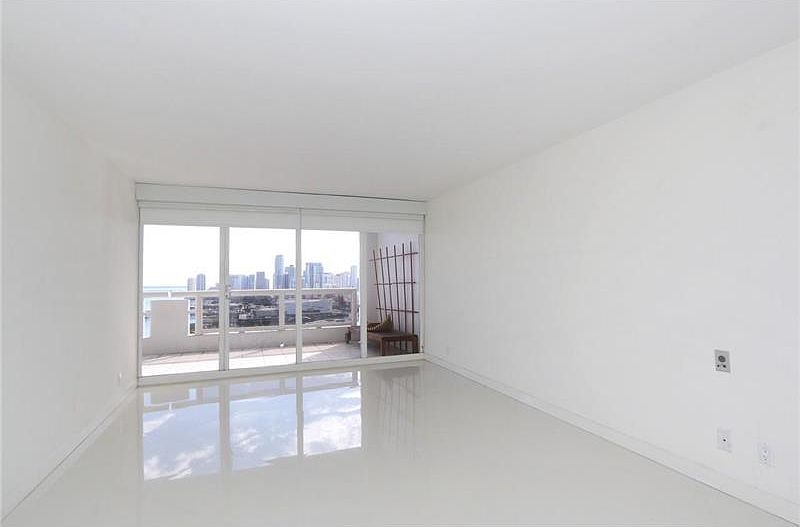 1st image of 1717 N Bayshore Dr APT 3754
