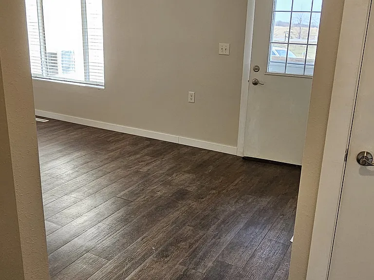 27051 S Cliff Ave — Photo 4