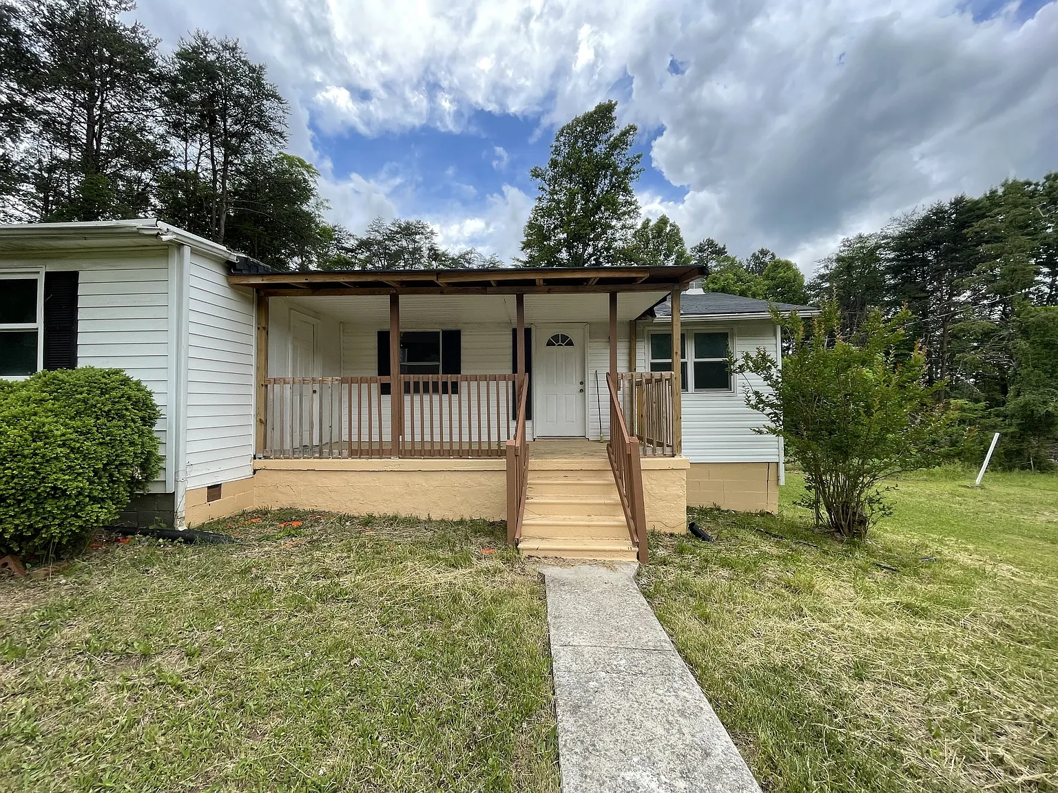 1165 Hawkins Road - 1 — Photo 1