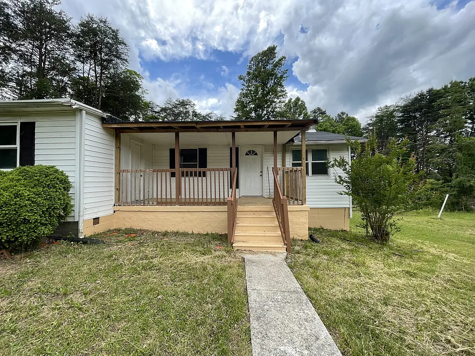 1165 Hawkins Rd