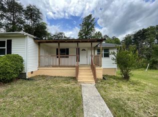 1165 Hawkins Rd, Evington, VA 24550