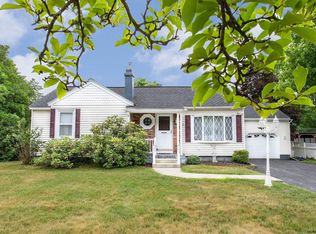 8 Fuller Rd, South Glens Falls, NY 12803