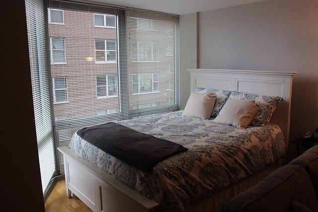 2nd image of 21 W Goethe St APT 6B
